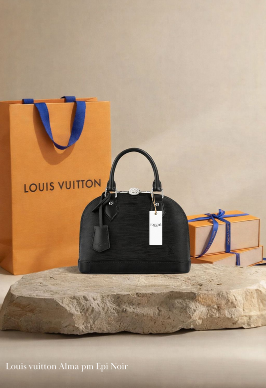 Louis vuitton Alma BB Mate Negra Leather