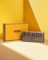 Fendi Wallet Rosa Plateado