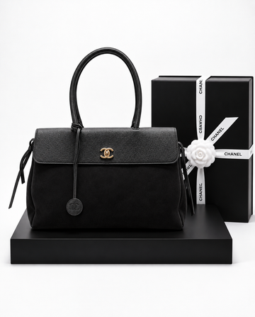 Chanel Large Tote Suede Negra