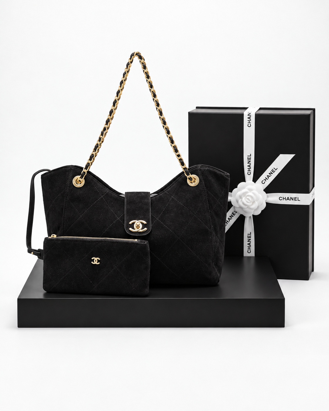 Chanel Calfskin Suede Negro