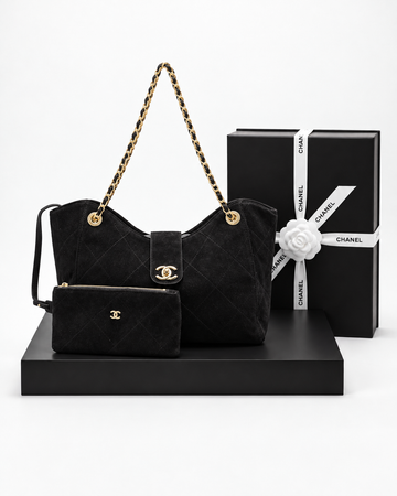 Chanel Calfskin Suede Negro