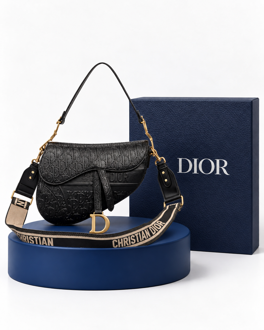 Christian Dior Saddle Negro Dorado