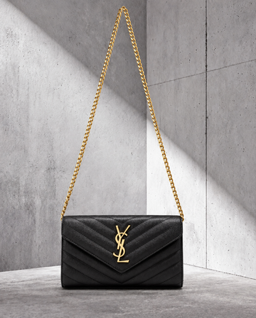 Ysaint Laurent Cassandre Envelope Negro Dorado
