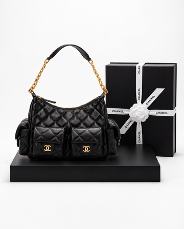 Chanel Multi Pocket Hobo Negro