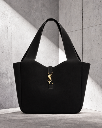 Ysaint Laurent Le 5 à 7 Bea Negro Gamuza