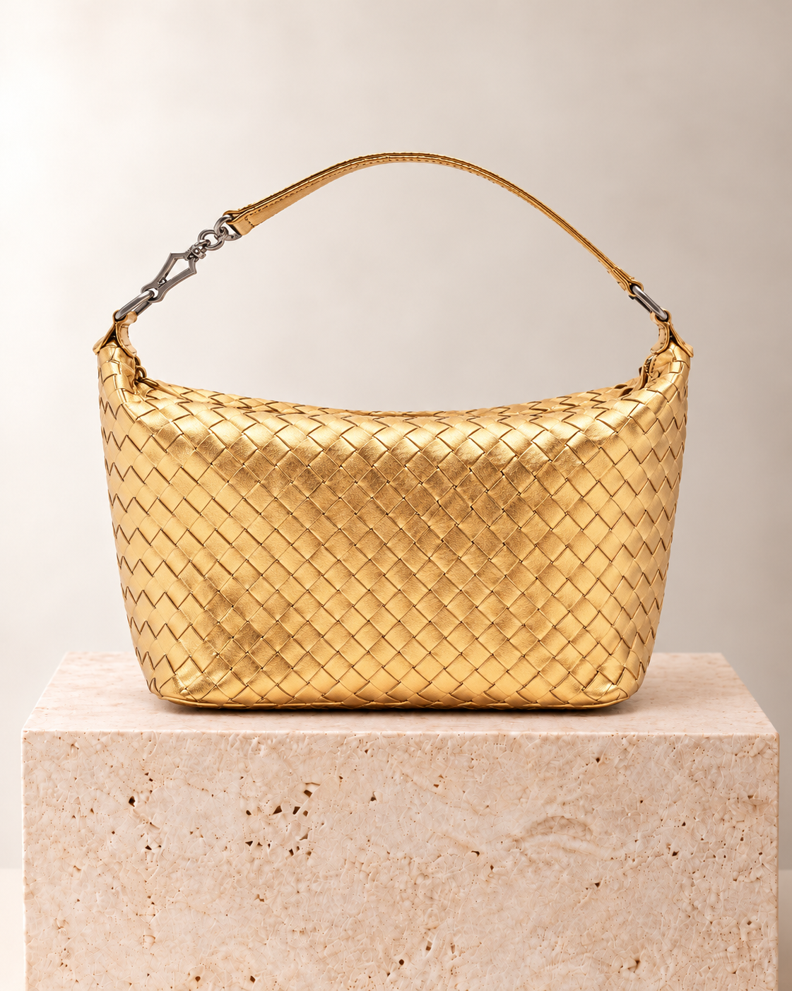 Bottega Veneta Zip Hobo Intrecciato Small Dorado
