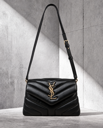 Ysaint Laurent Loulou Toy Negro Dorado