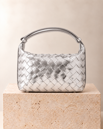 Bottega Veneta Wallace Intrecciato Plateado
