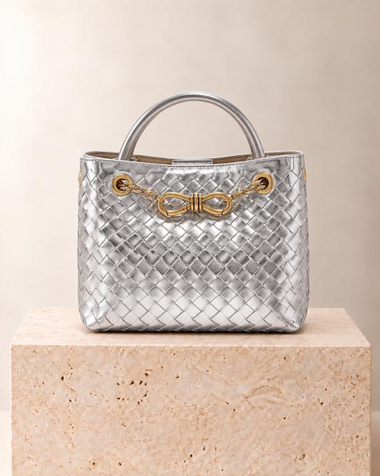 Bottega Veneta Andiamo Chain Plateado