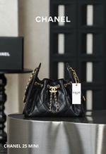 Chanel 25 Negra Mini