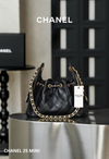 Chanel 25 Negra Mini