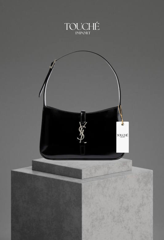 Ysaint Laurent Charol Clásica