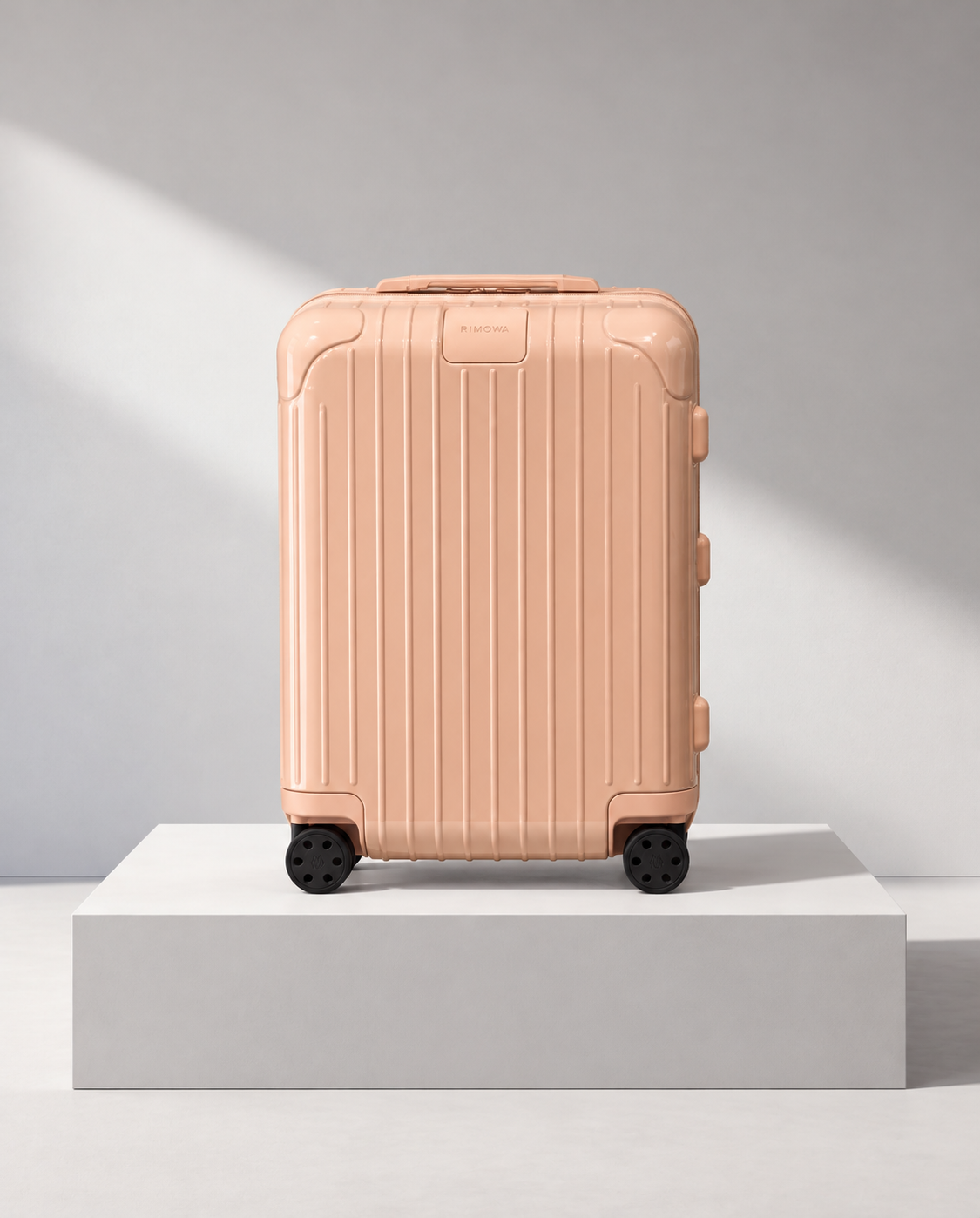 Rimowa Essential Cabin Desert Rose