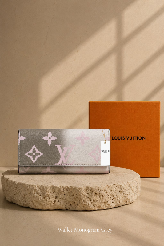 Louis Vuitton Wallet Monogram Grey